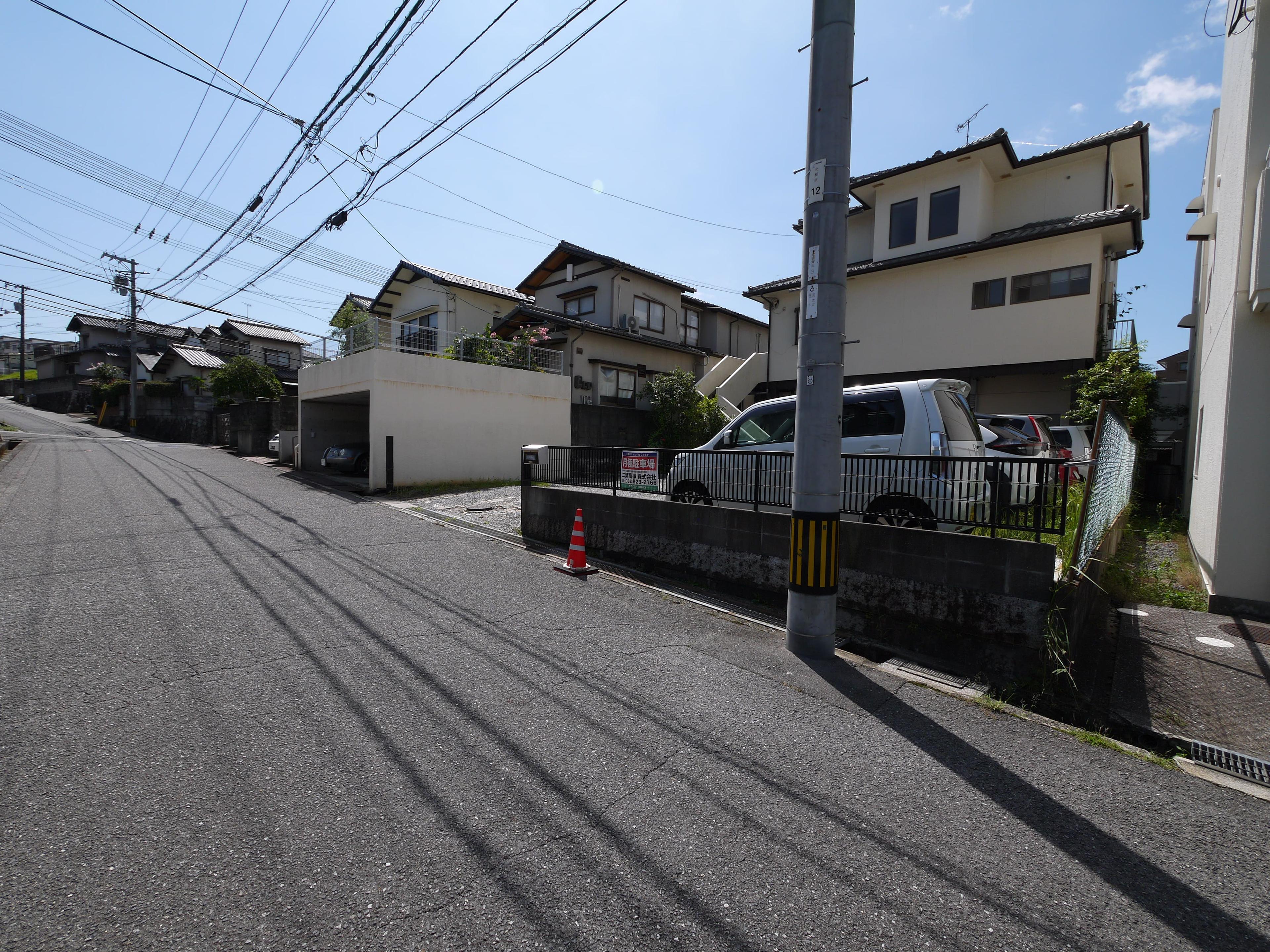 昭和台ガレージの外観・駐車場イメージ1枚目