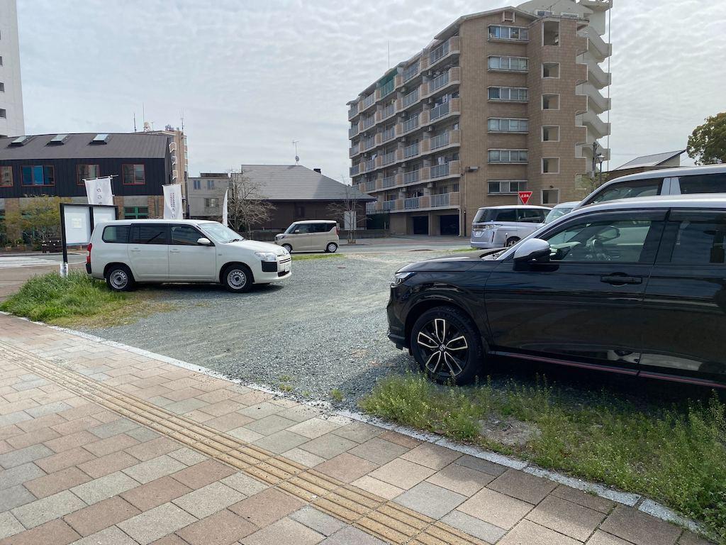 花畑西駐車場の外観・駐車場イメージ1枚目