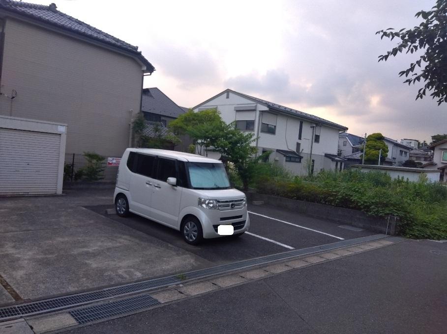 中山4丁目駐車場の外観・駐車場イメージ2枚目