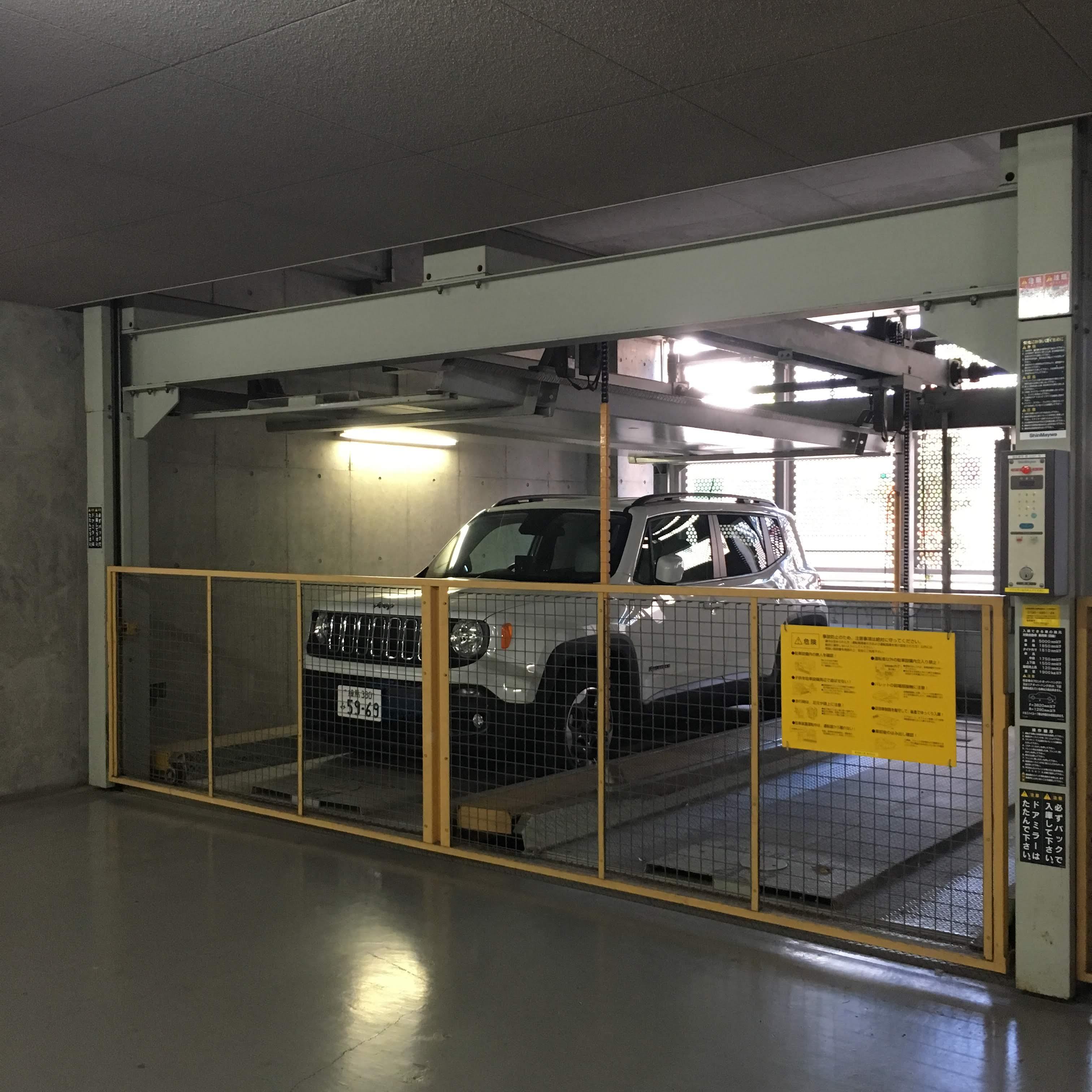 東新宿レジデンシャルタワーの外観・駐車場イメージ2枚目