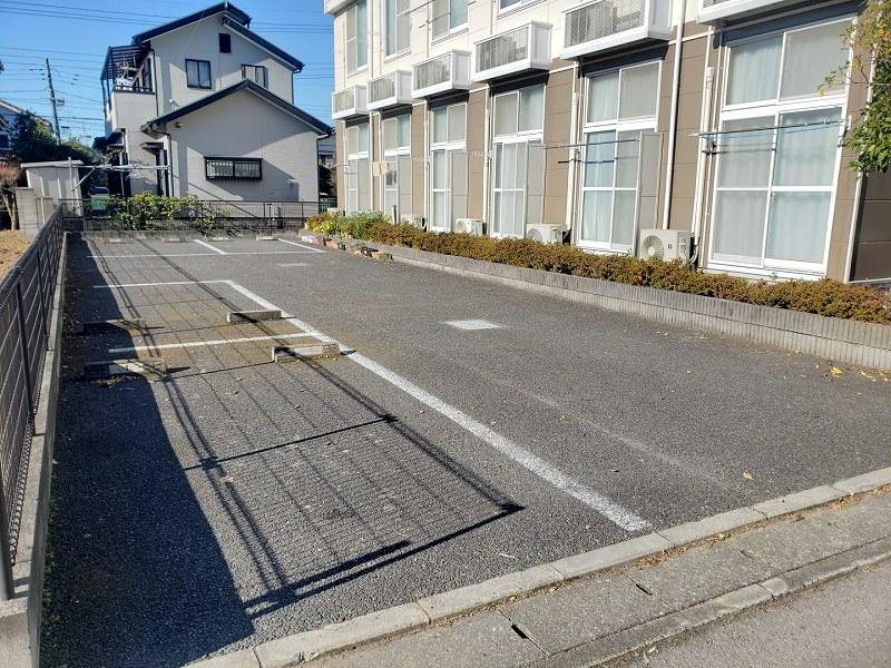 T-ウエスト(16499)の外観・駐車場イメージ1枚目