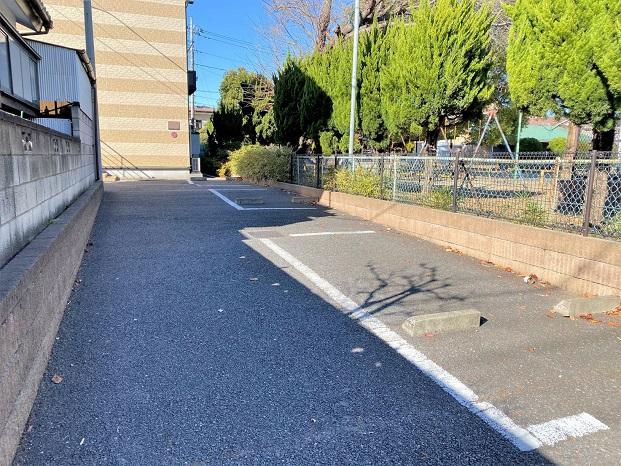 シャルマン北越谷Ⅴ(26758)の外観・駐車場イメージ1枚目