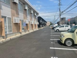 M.K(17649)の外観・駐車場イメージ1枚目