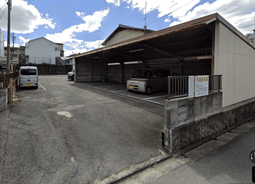 森嶋ガレージの外観・駐車場イメージ1枚目