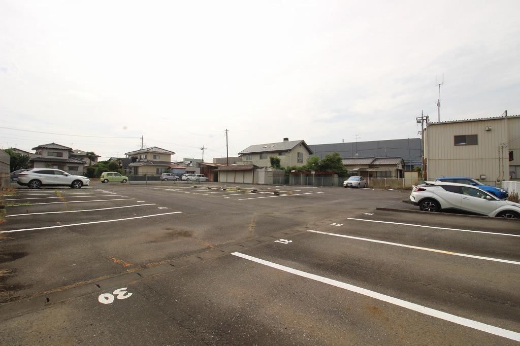 パーク桑野の外観・駐車場イメージ2枚目