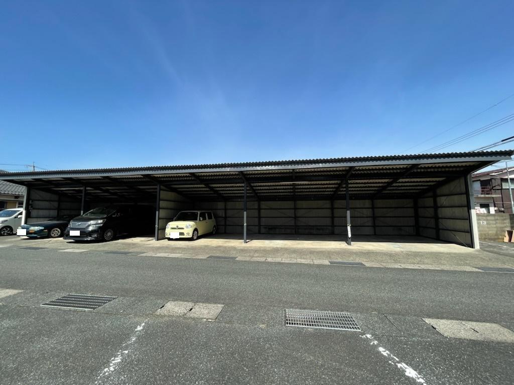 西品治石河駐車場の外観・駐車場イメージ2枚目
