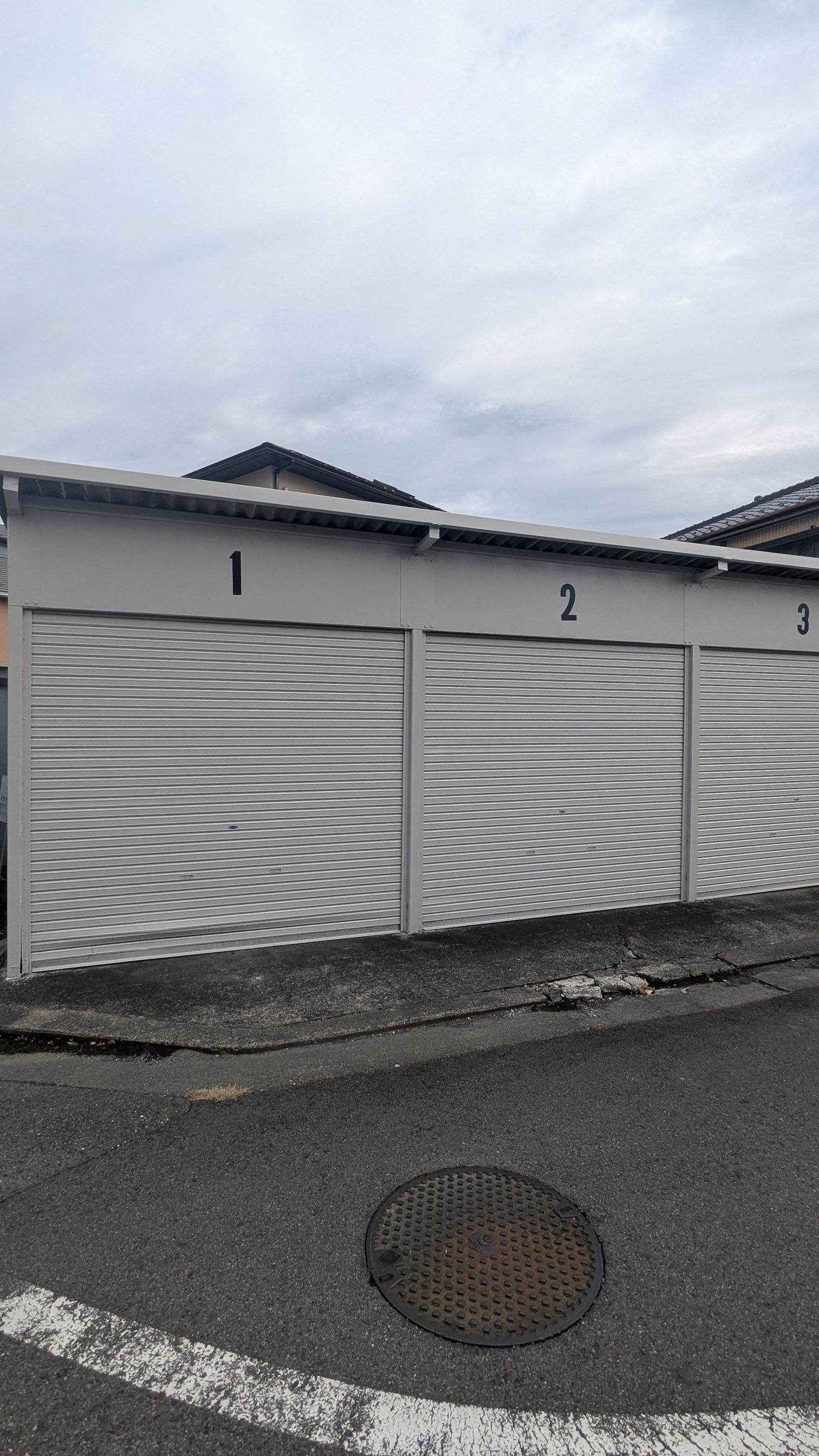 マルイワ・貴船小学校前車庫の外観・駐車場イメージ3枚目