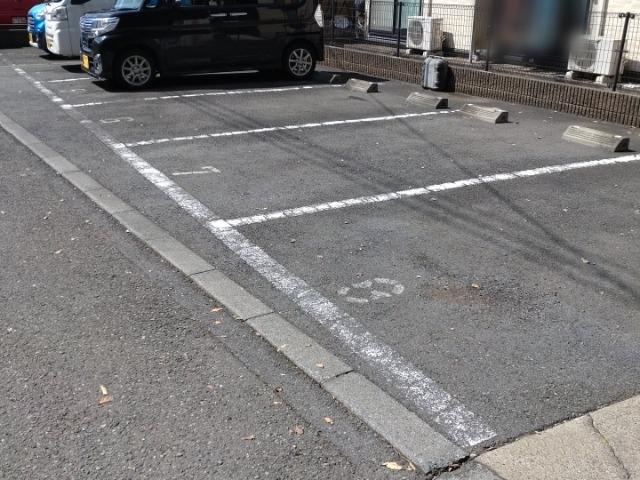 ヴィラージュⅡ(32697)の外観・駐車場イメージ1枚目