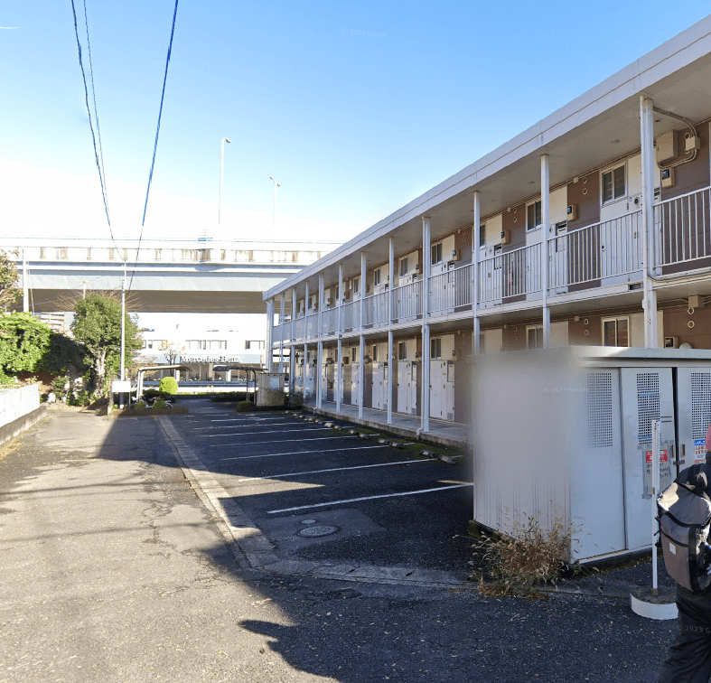 Palace上峰の外観・駐車場イメージ1枚目