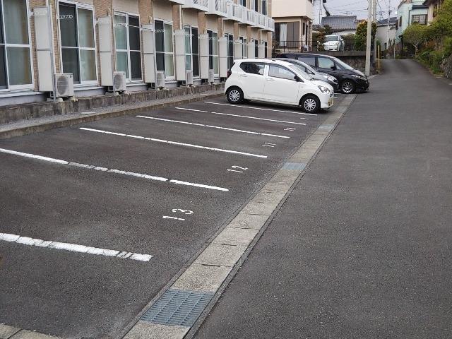 潤(41508)の外観・駐車場イメージ1枚目