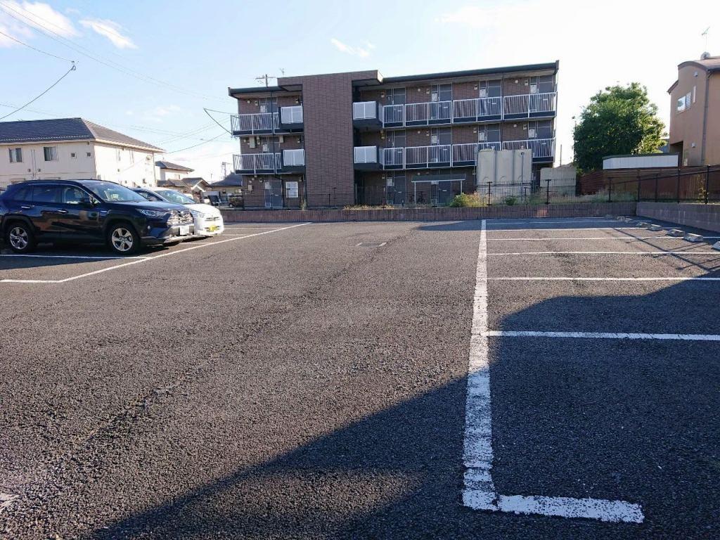 サワ(39505)の外観・駐車場イメージ1枚目