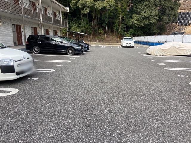 ミランダ宇那木山(57392)の外観・駐車場イメージ1枚目