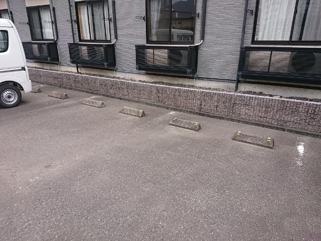 鉄輪(31027)の外観・駐車場イメージ1枚目