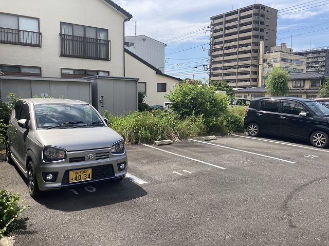 片原駐車場の外観・駐車場イメージ2枚目