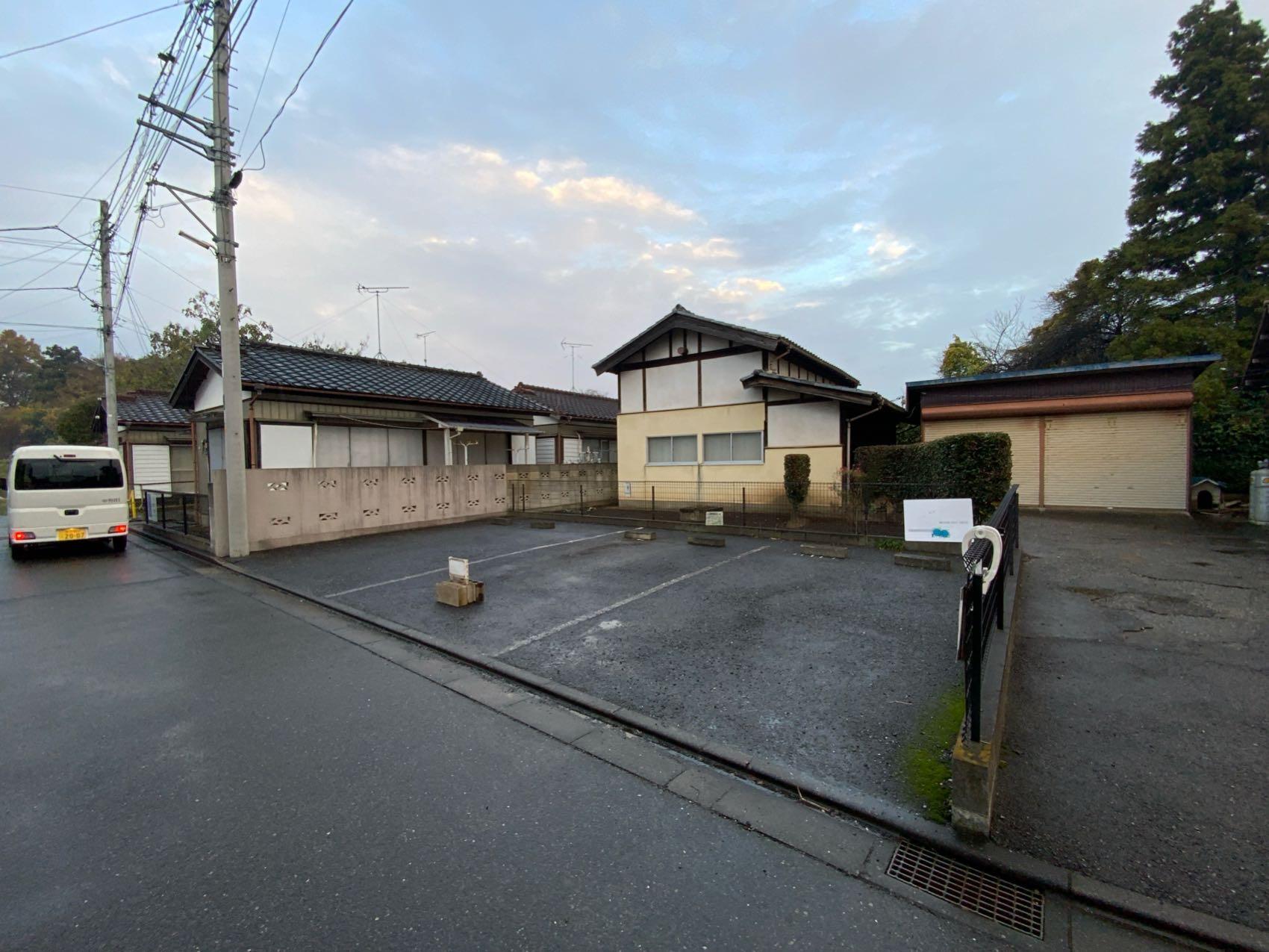 石神2丁目鈴木駐車場の外観・駐車場イメージ2枚目