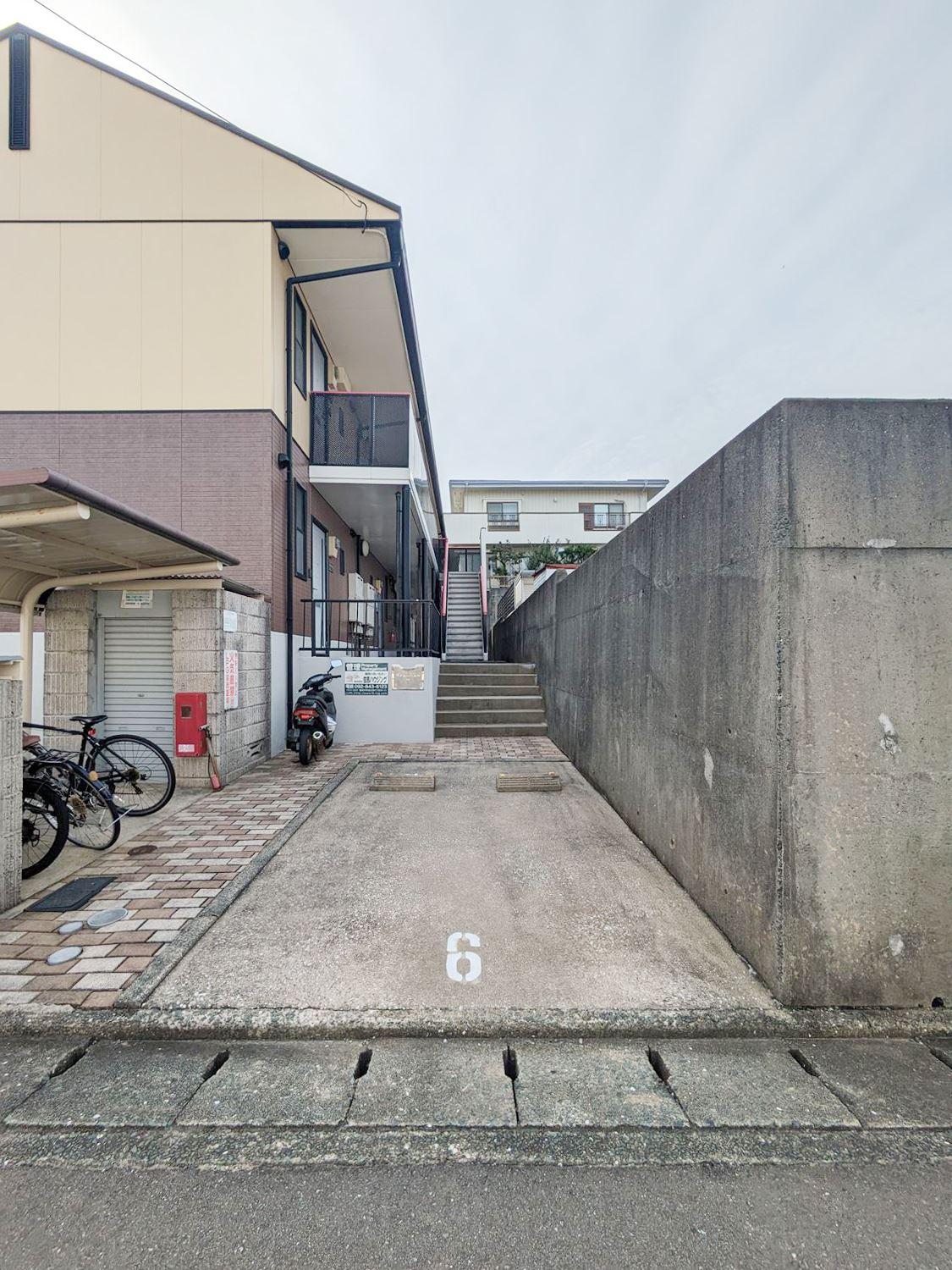 サンヒルズ安田Ⅱの外観・駐車場イメージ3枚目