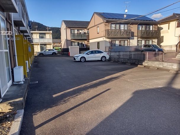 RARA(15502)の外観・駐車場イメージ1枚目