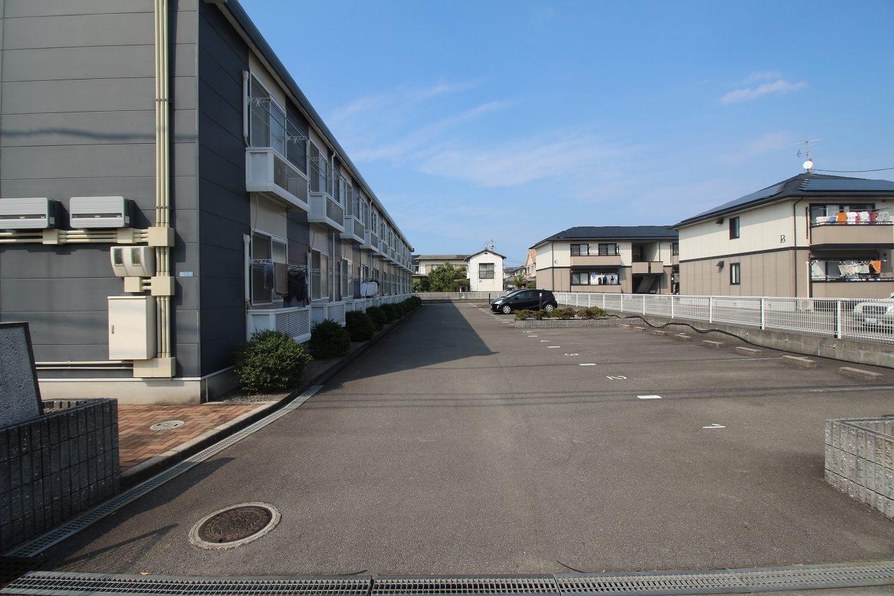 拓人(23745)の外観・駐車場イメージ1枚目