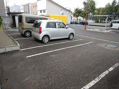 ライトガーデン(37080)の外観・駐車場イメージ1枚目