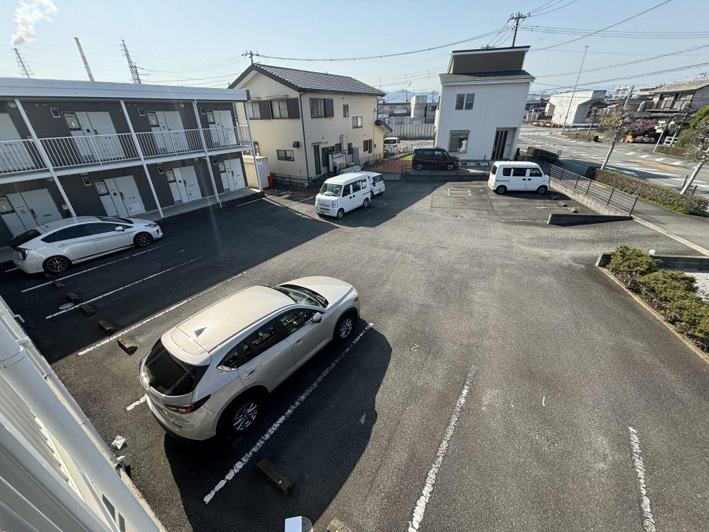 潤(21824)の外観・駐車場イメージ1枚目