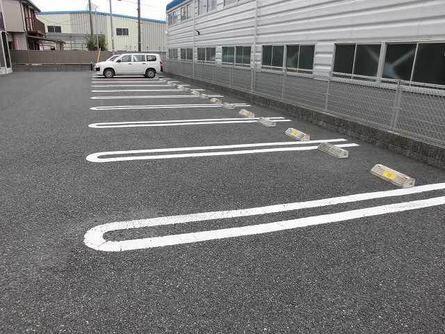 N1(53897)の外観・駐車場イメージ1枚目