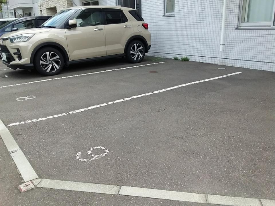 リデーレ平岸駐車場の外観・駐車場イメージ3枚目
