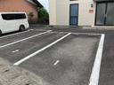RUNA(10051)の駐車場