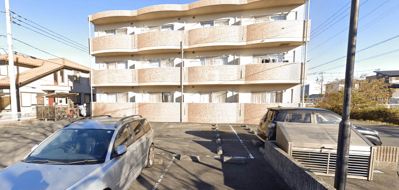 グランシティーの外観・駐車場イメージ1枚目