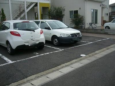 フルール(12247)の外観・駐車場イメージ1枚目