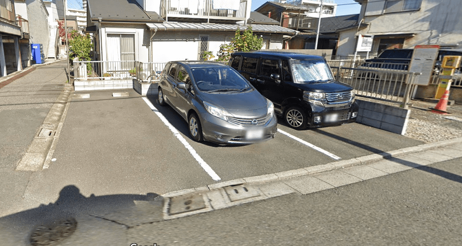 ブランノワールの外観・駐車場イメージ1枚目