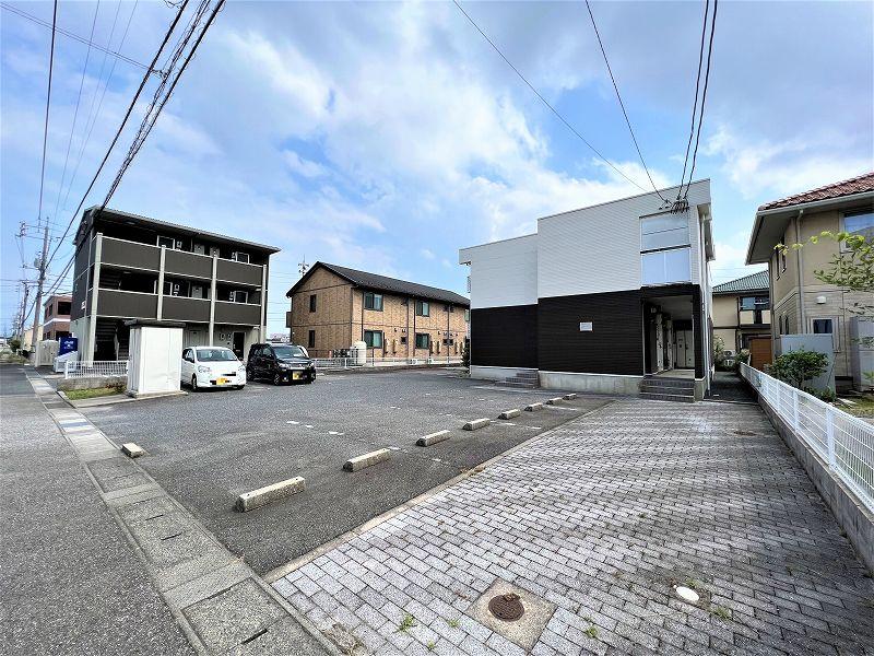 OTTO(22799)の外観・駐車場イメージ2枚目