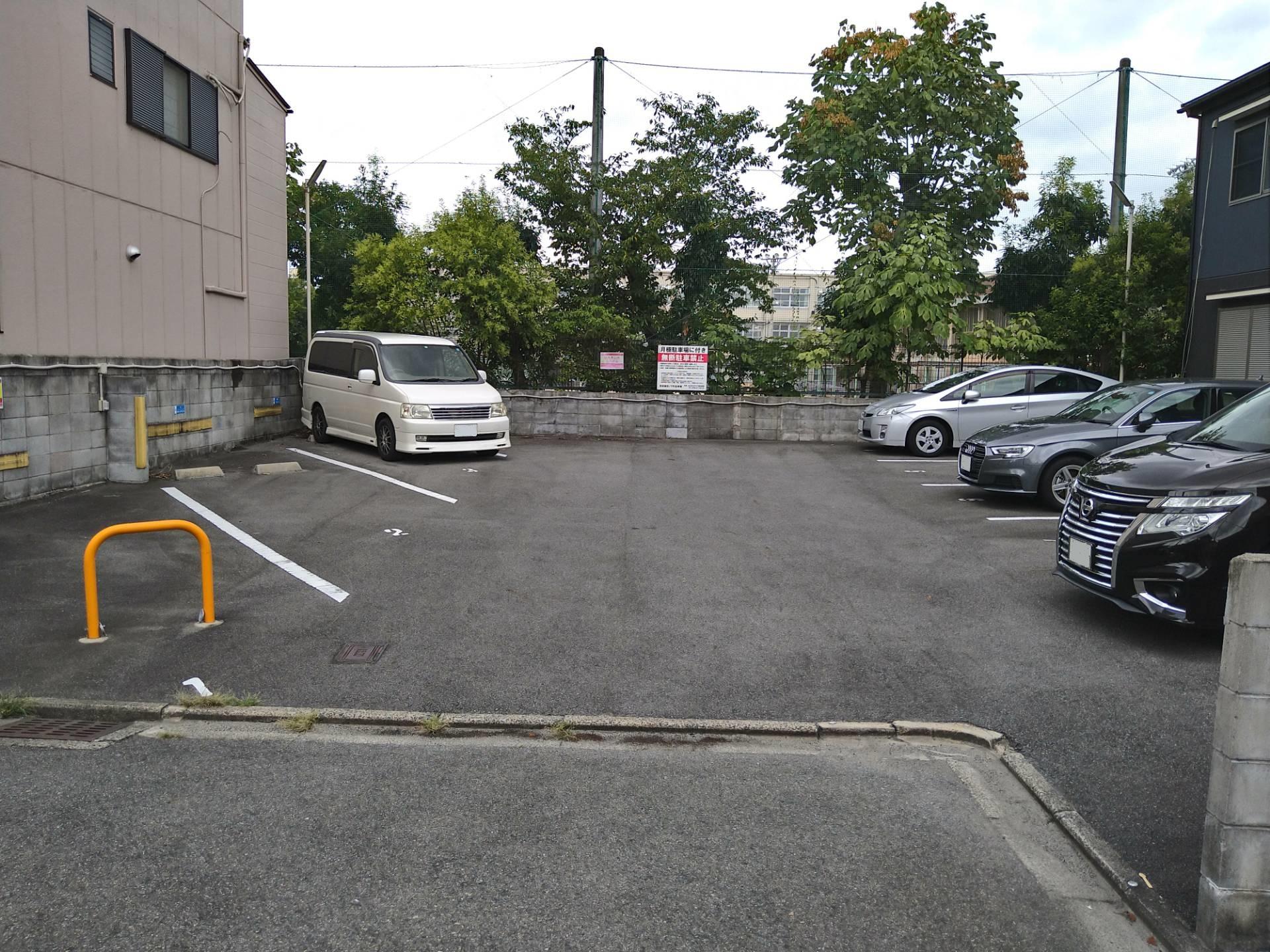 西京極芝ノ下町駐車場の外観・駐車場イメージ1枚目