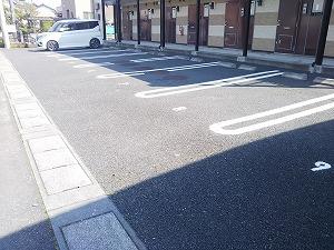 根方(27928)の外観・駐車場イメージ1枚目