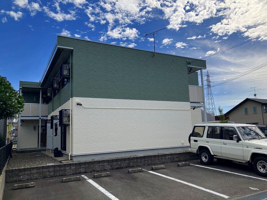 オリヴィエ(38383)の外観・駐車場イメージ1枚目