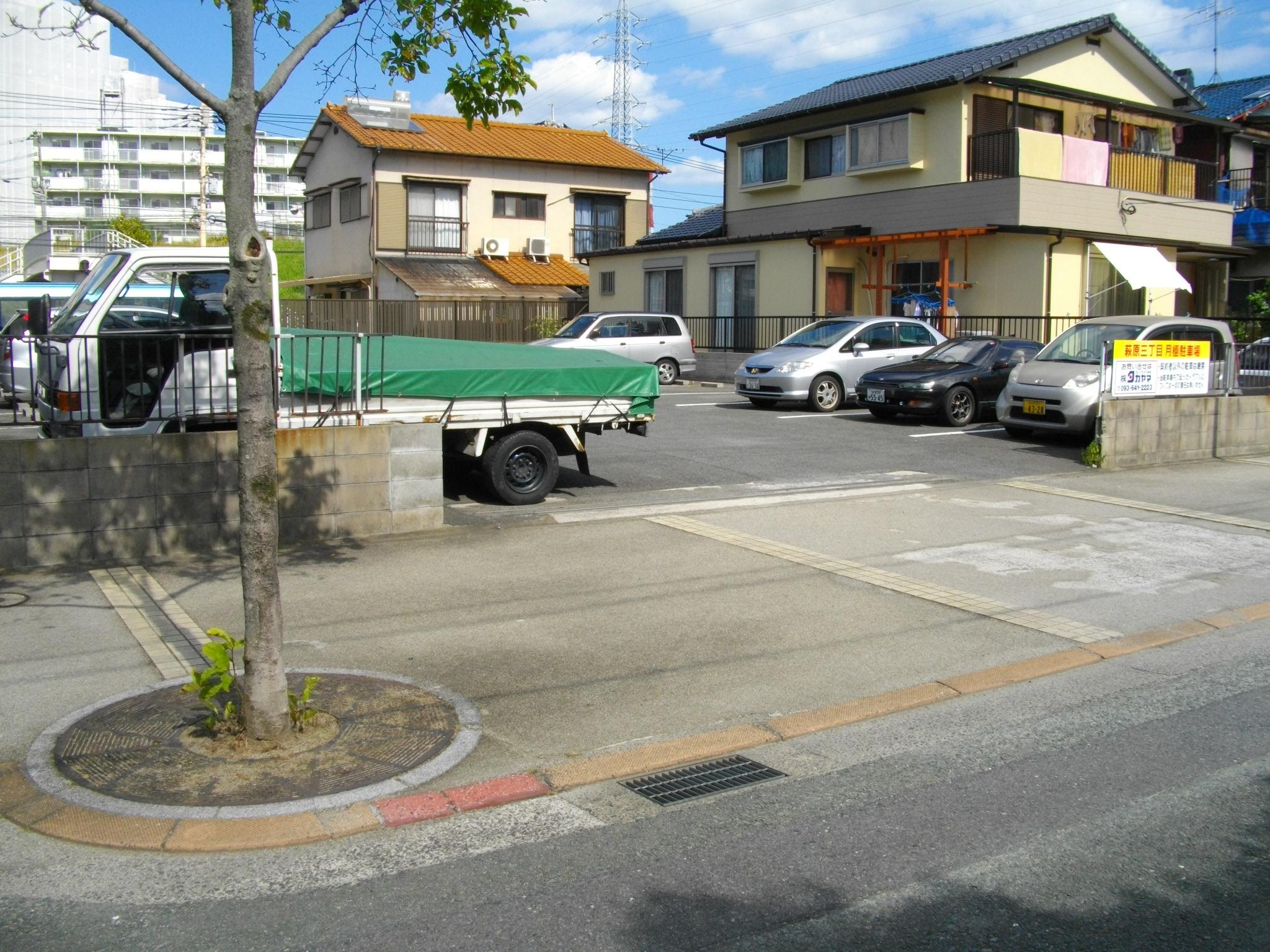 萩原三丁目駐車場の外観・駐車場イメージ2枚目