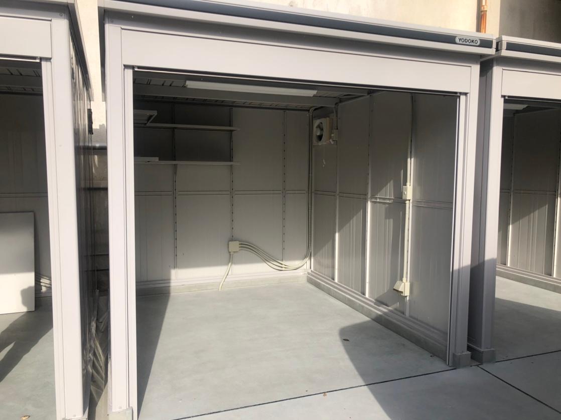 バイクガレージ堀川の外観・駐車場イメージ2枚目