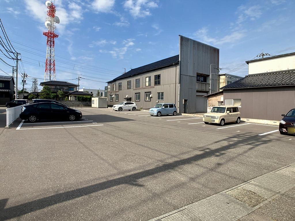 薬師堂町Yパーキングの外観・駐車場イメージ1枚目