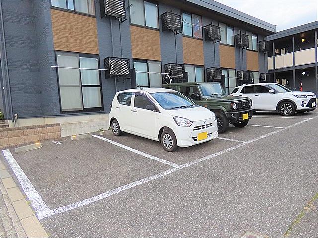 グラン花咲(33670)の外観・駐車場イメージ1枚目