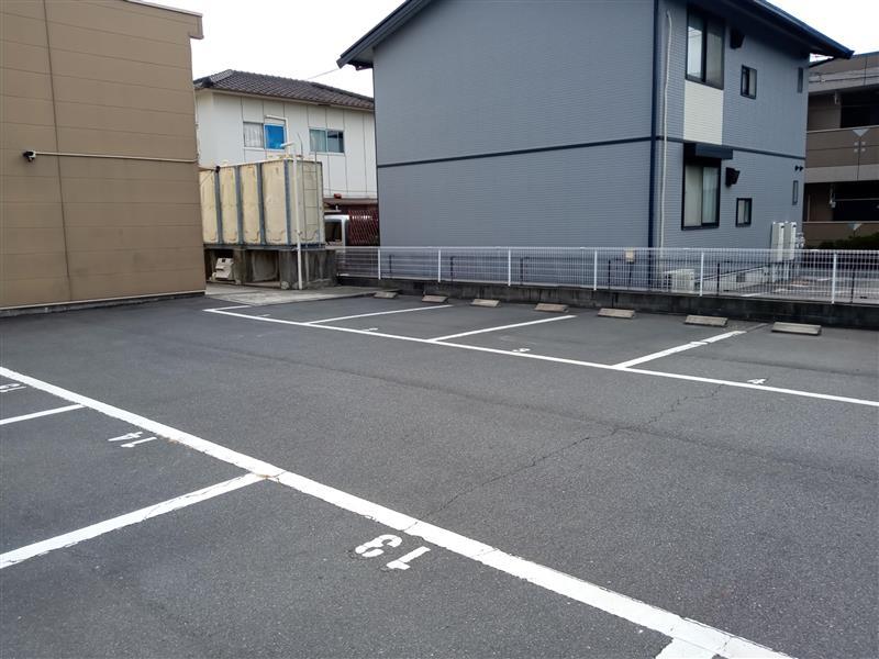 マユリカⅢ(20595)の外観・駐車場イメージ2枚目