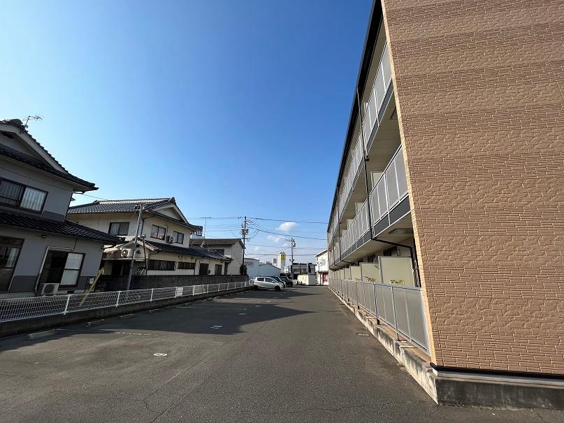 秀(26699)の外観・駐車場イメージ2枚目