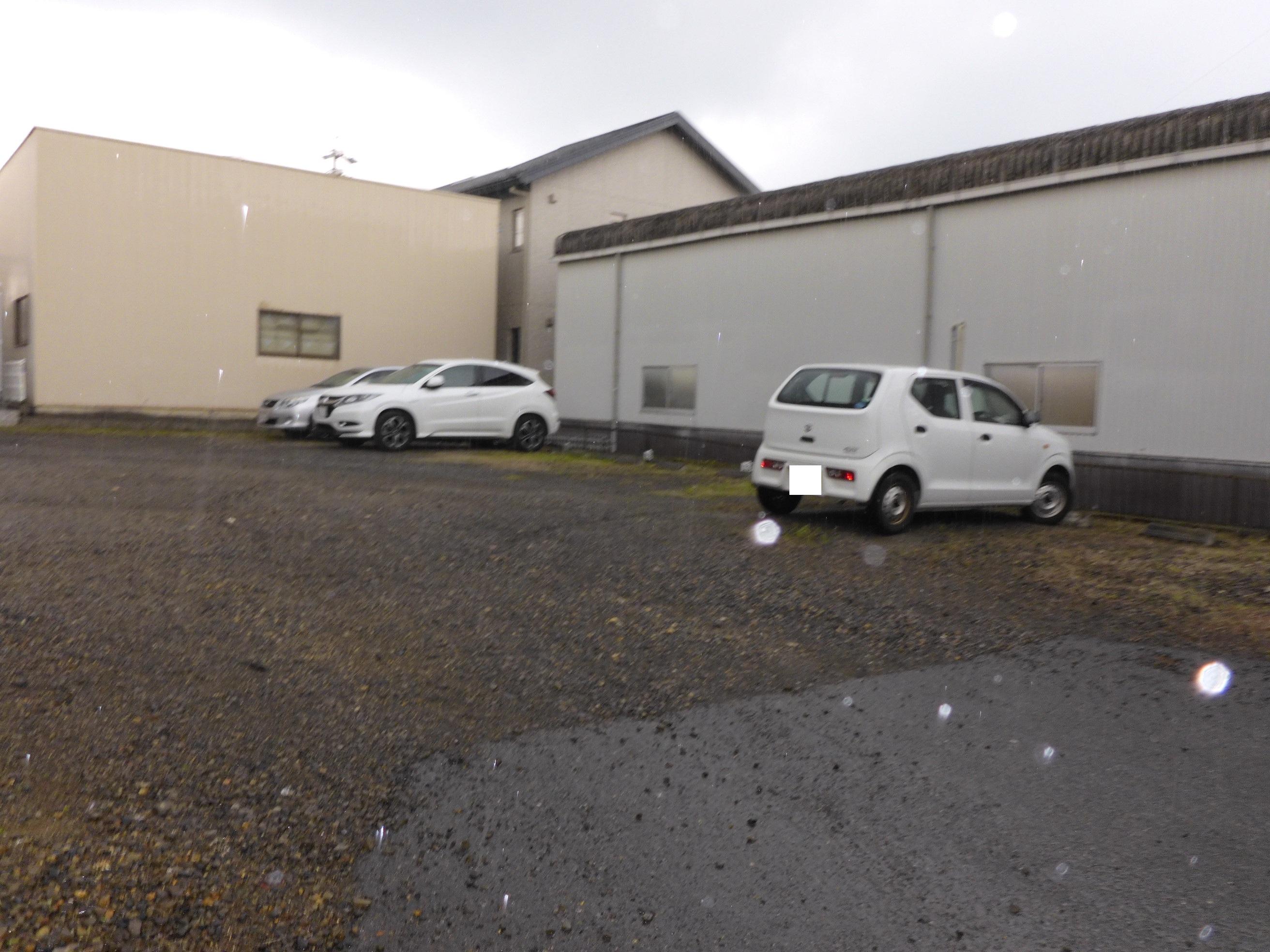 J-013の外観・駐車場イメージ1枚目