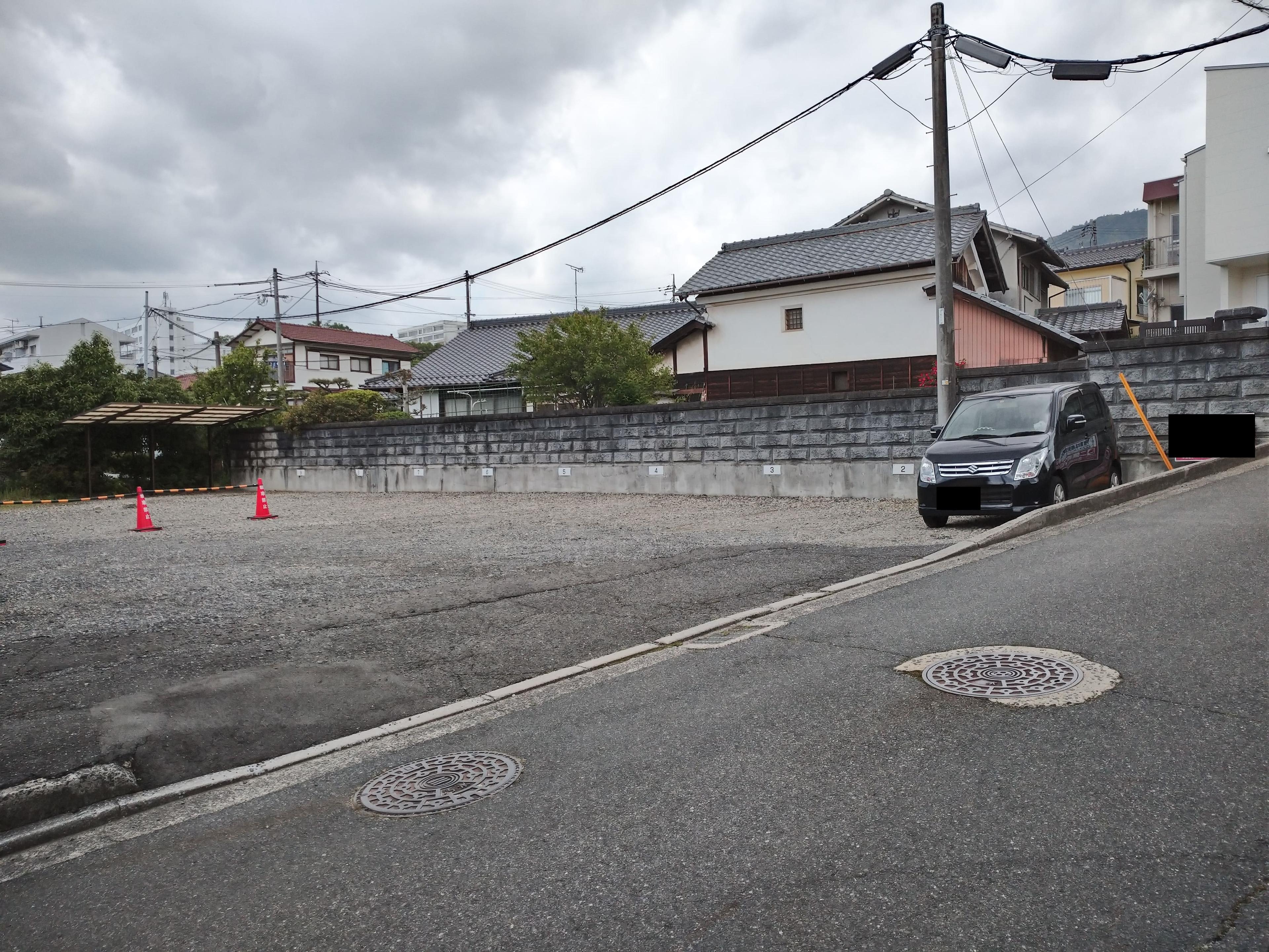 三宅4丁目ガレージの外観・駐車場イメージ1枚目