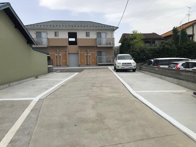 渡利城向第二駐車場の外観・駐車場イメージ2枚目