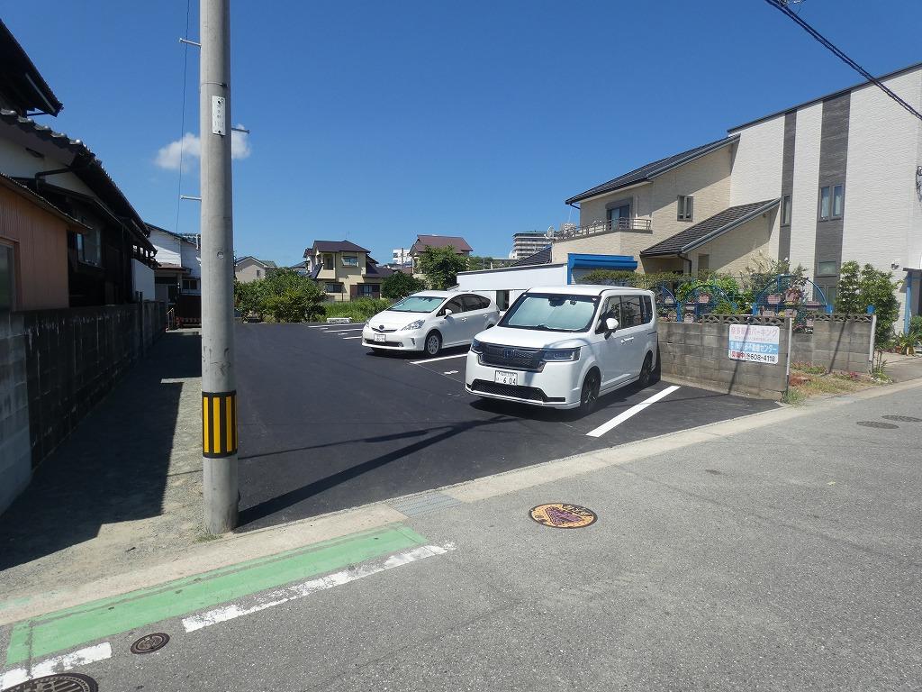 奈多駅前パーキングの外観・駐車場イメージ1枚目