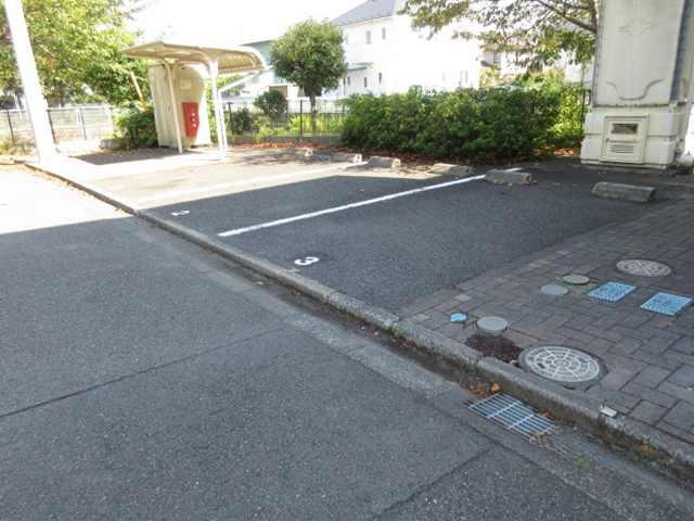 逗子TWIN-α(20158)の外観・駐車場イメージ1枚目