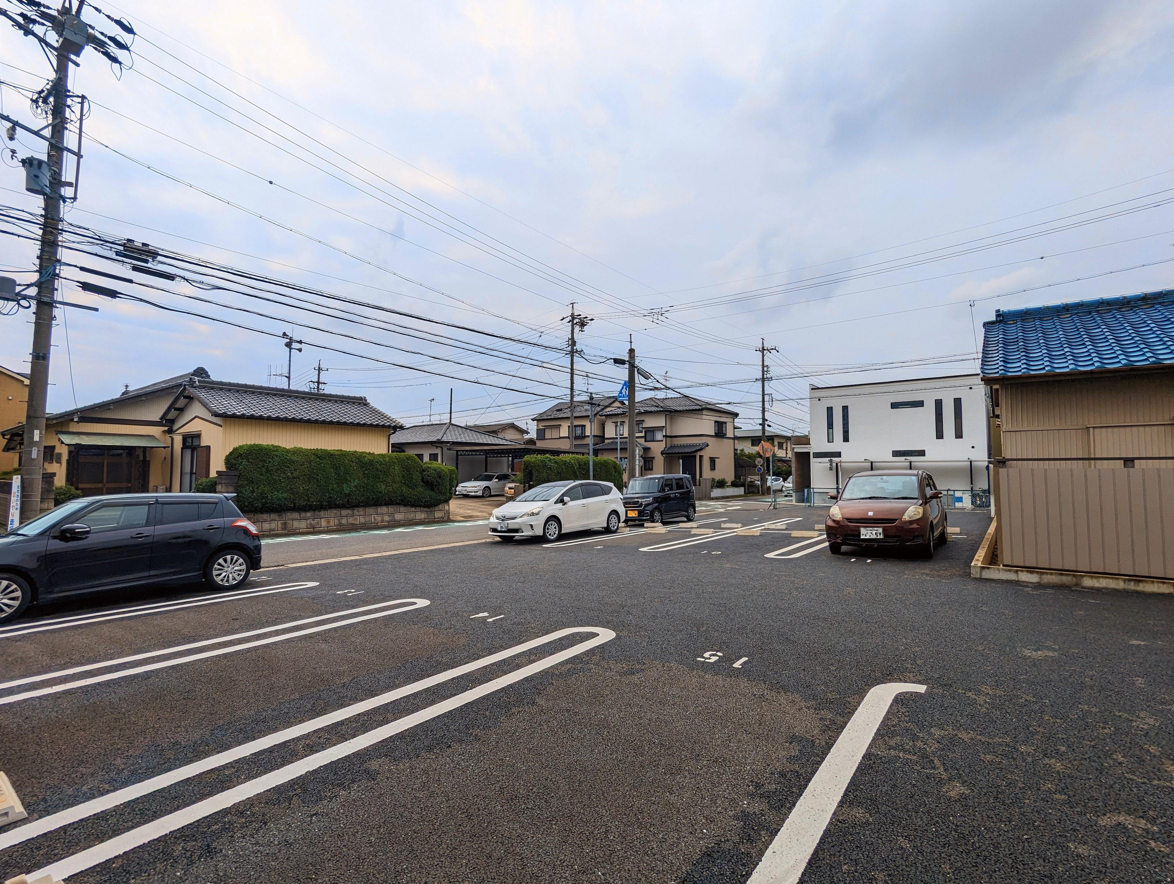 ティーエムパークⅠ・Ⅱの外観・駐車場イメージ2枚目