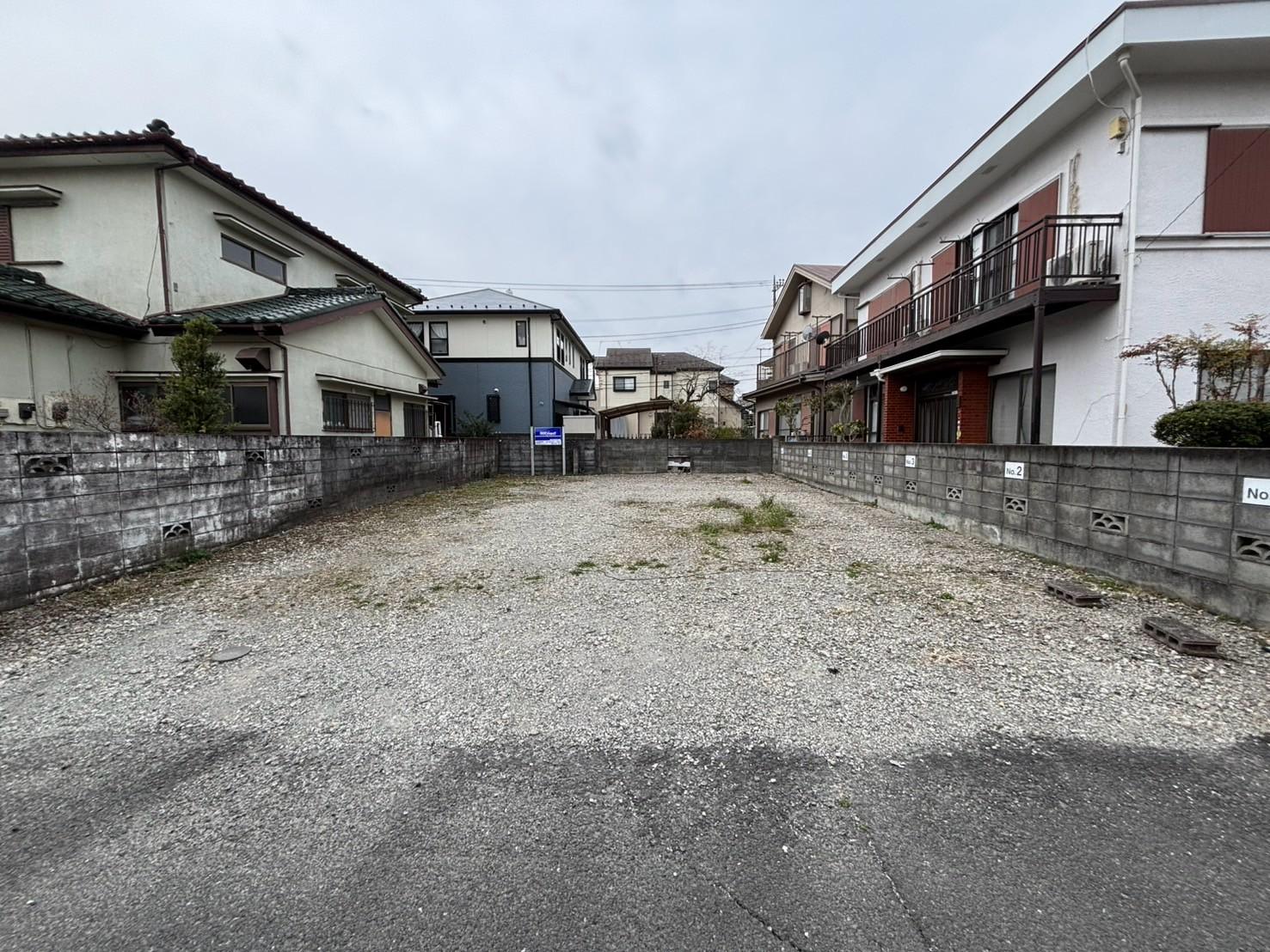 長房パーキング第2の外観・駐車場イメージ2枚目