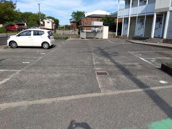 カメリア(17463)の外観・駐車場イメージ1枚目