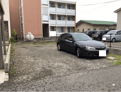 谷澤ガレージの外観・駐車場イメージ1枚目