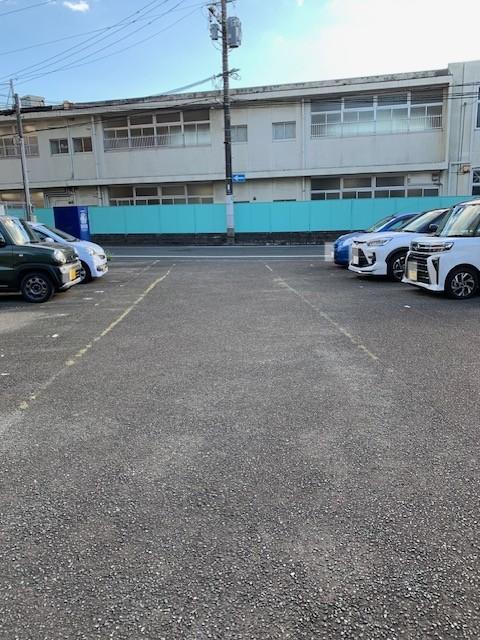 尊田月極有料駐車場の外観・駐車場イメージ2枚目